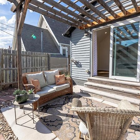 Luxurious Historic Renovated Bungalow Dt Rapid City With Private Patio Exterior photo